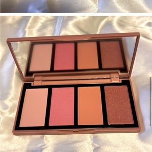 NWT VIOLET VOSS Whispering Rosé Blush Palette